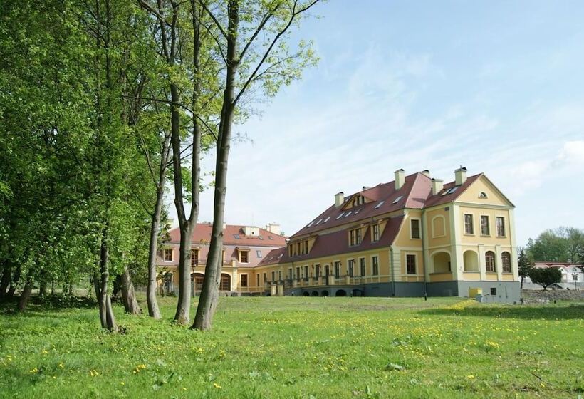 酒店 Pałac W Rymaniu