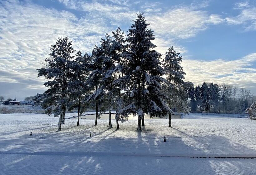 酒店 Pałac W Rymaniu