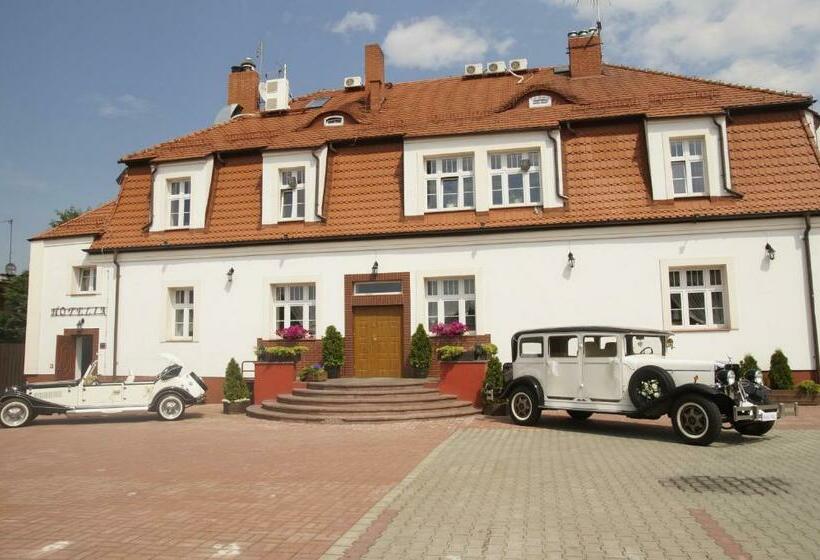 فندق Pałacyk W Pakości