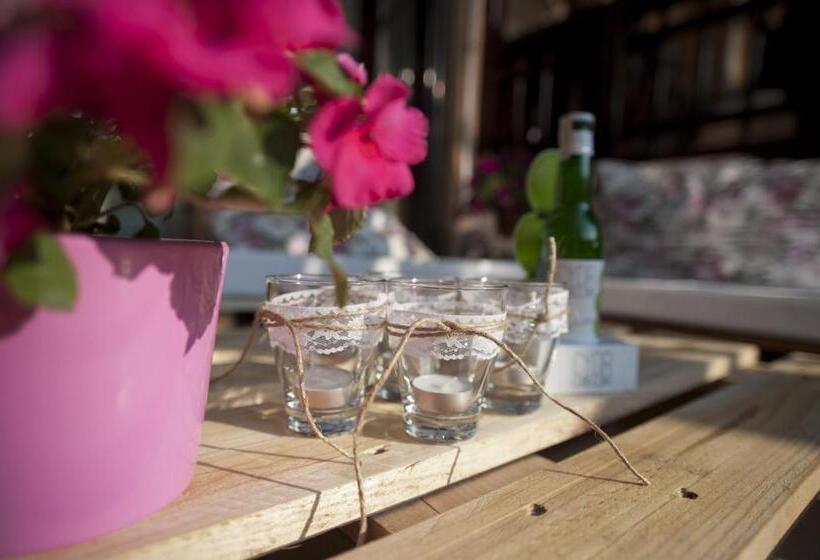 هتل Pensjonat Pod Jemiołą