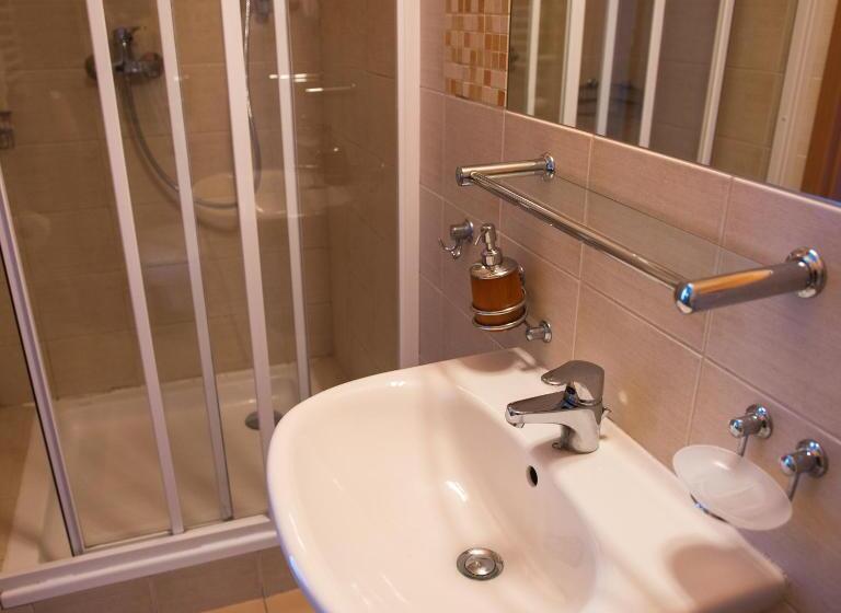 酒店 Pensjonat Reymontówka