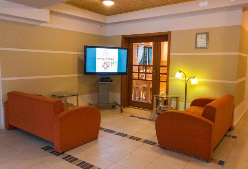 酒店 Pensjonat Reymontówka