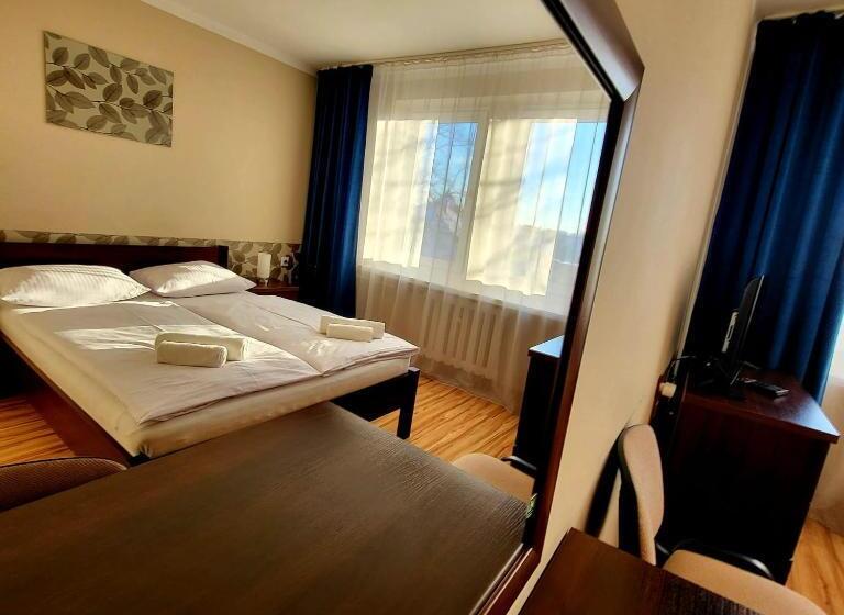 בית מלון כפרי Piast