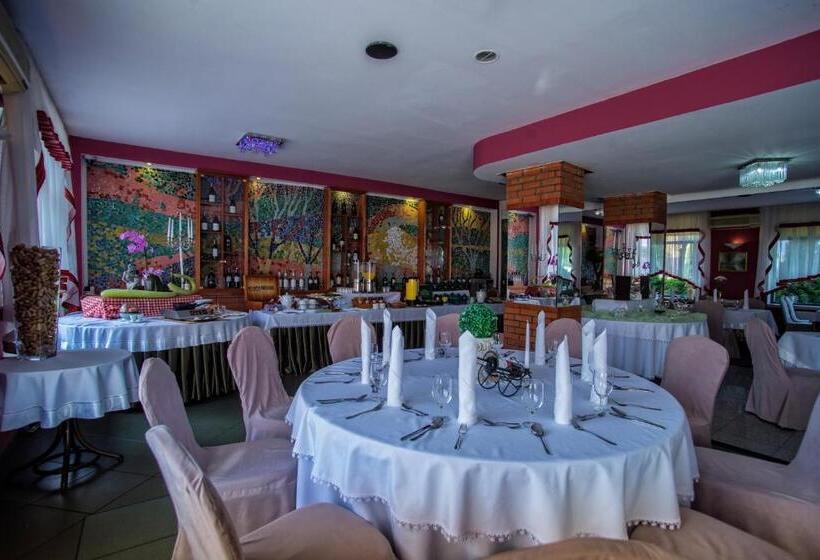 בית מלון כפרי Pietrak