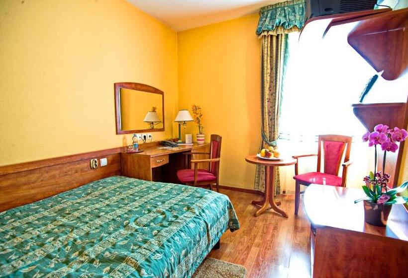 בית מלון כפרי Pietrak