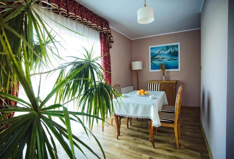 בית מלון כפרי Pietrak