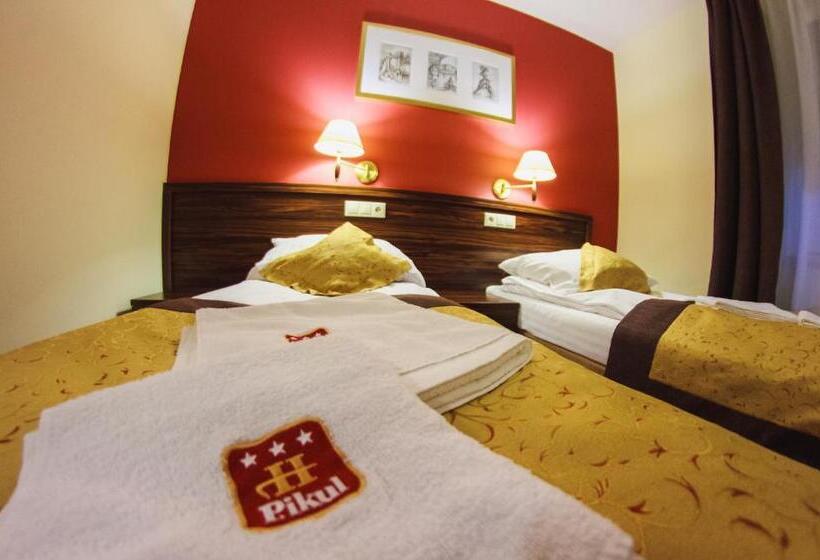 בית מלון כפרי Pikul