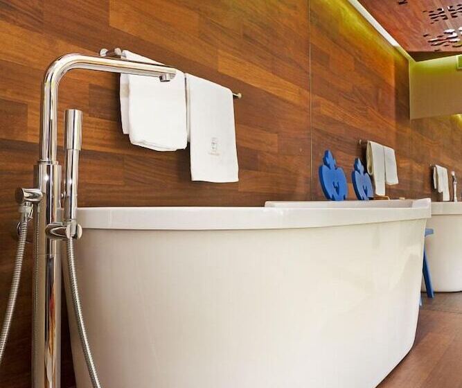 ホテル Piwniczna Spa&conference