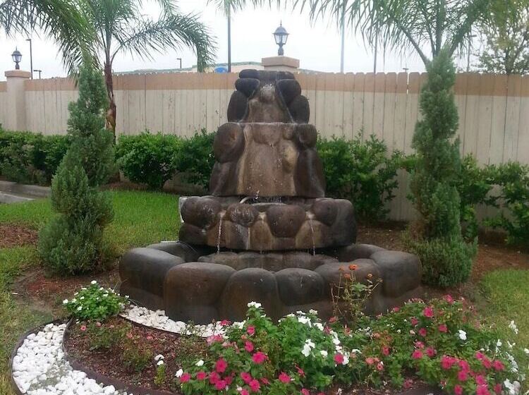 Отель Platinum Inn Katy