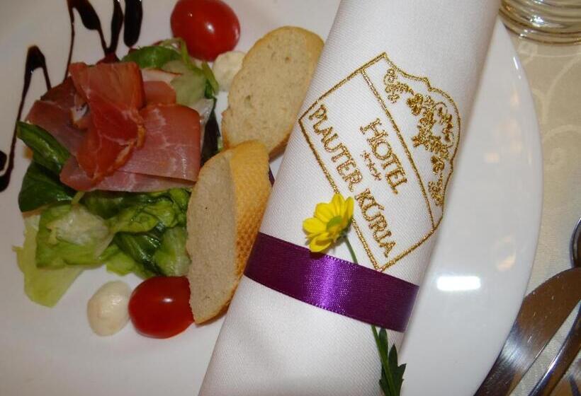 Отель Plauter Kúria