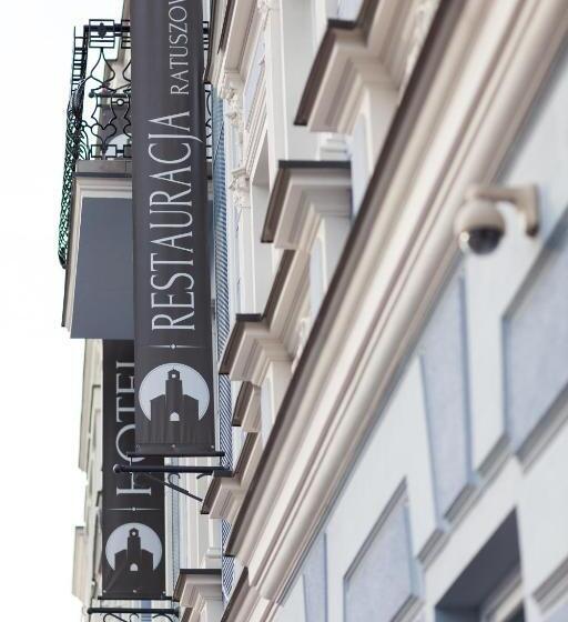 ホテル Pod Ratuszem