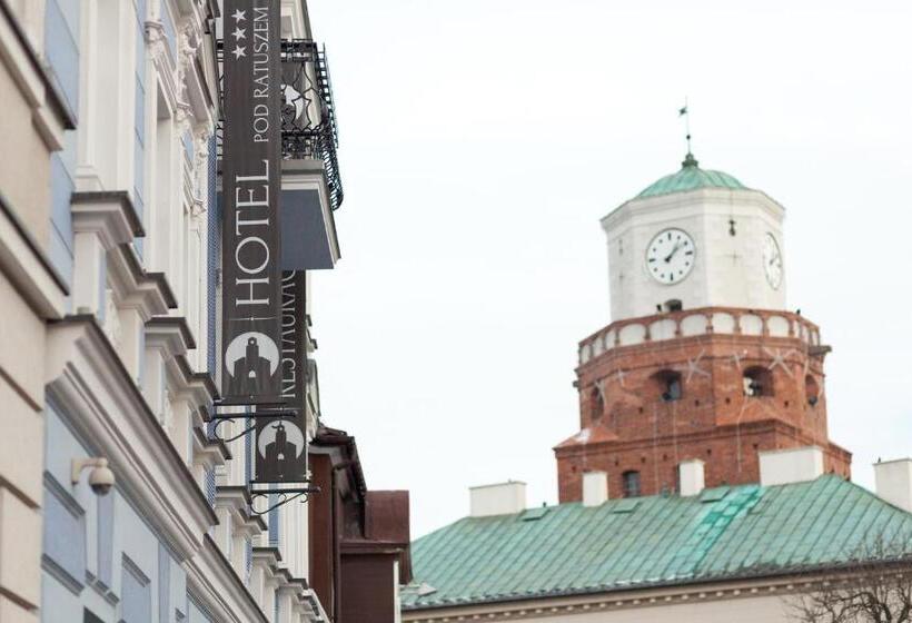 ホテル Pod Ratuszem