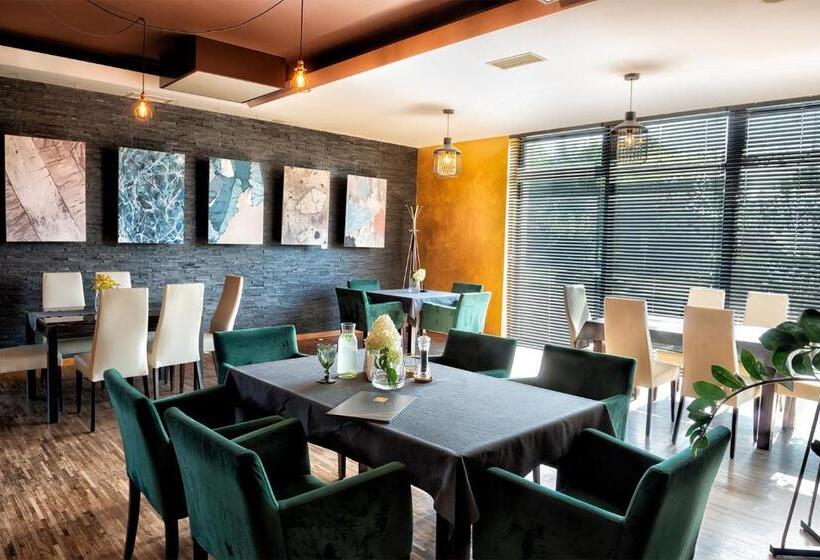 בית מלון כפרי Pogoria Residence