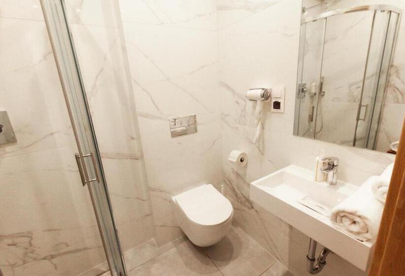 בית מלון כפרי Pogoria Residence