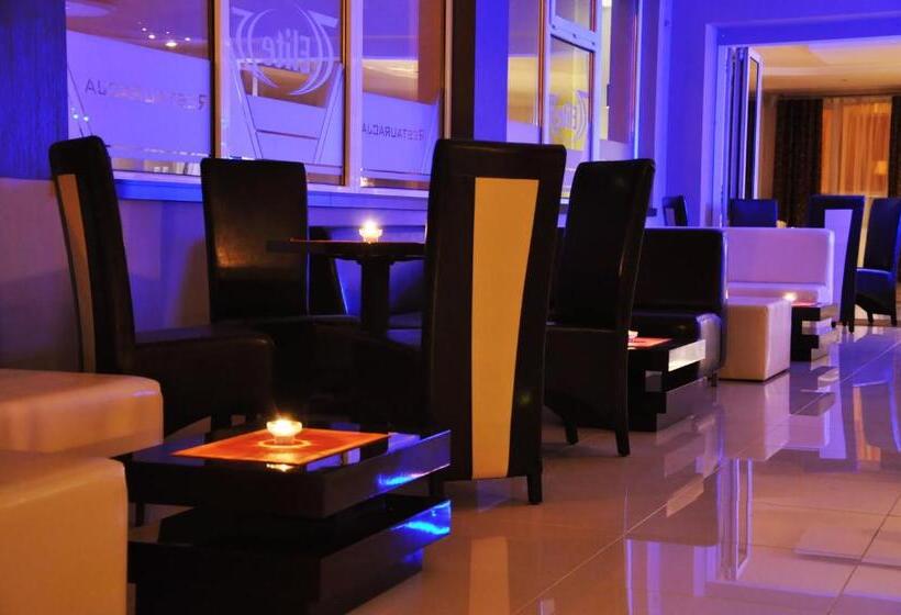 ホテル Pojezierze