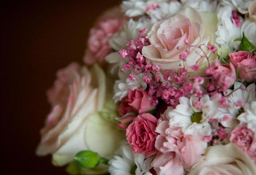 فندق Restauracja Cztery Pory Roku