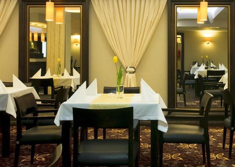 בית מלון כפרי Restauracja Platan