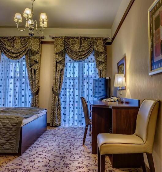 בית מלון כפרי Restauracja Platan