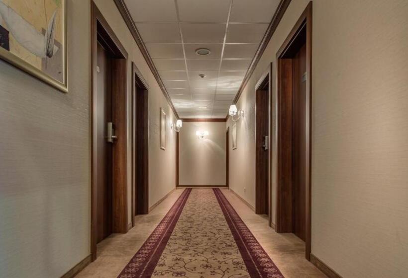 בית מלון כפרי Restauracja Platan