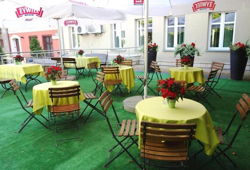 בית מלון כפרי Restauracja Platan