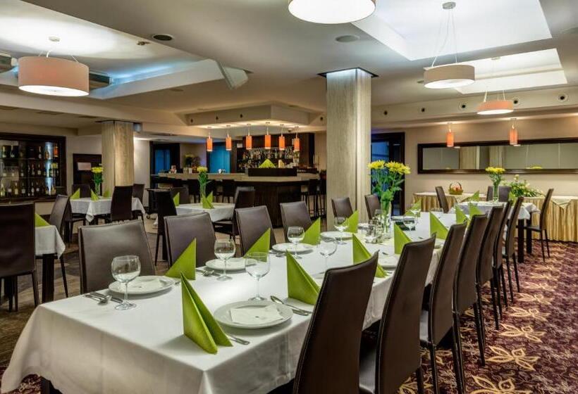 בית מלון כפרי Restauracja Platan