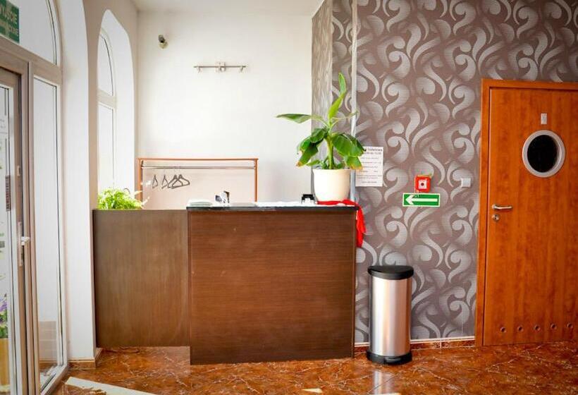 בית מלון כפרי Rezydencja Lux