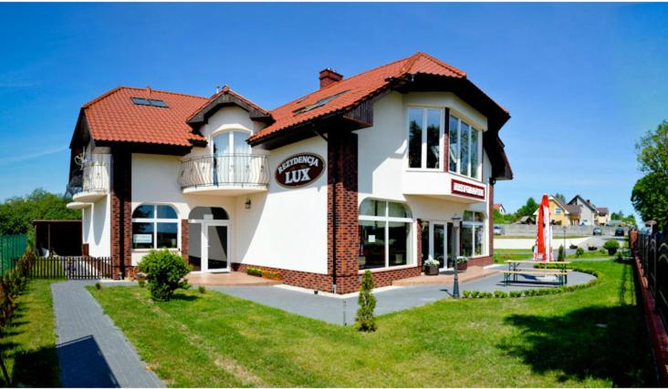 בית מלון כפרי Rezydencja Lux