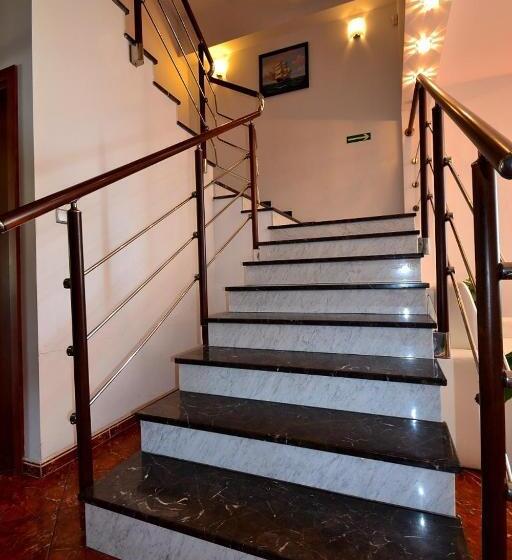 בית מלון כפרי Rezydencja Lux