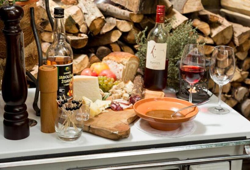 هتل Rooms & Restaurant Ostarija