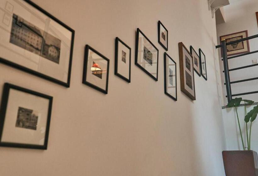 هتل Rooms & Restaurant Ostarija