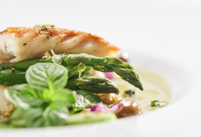 هتل Rooms & Restaurant Ostarija