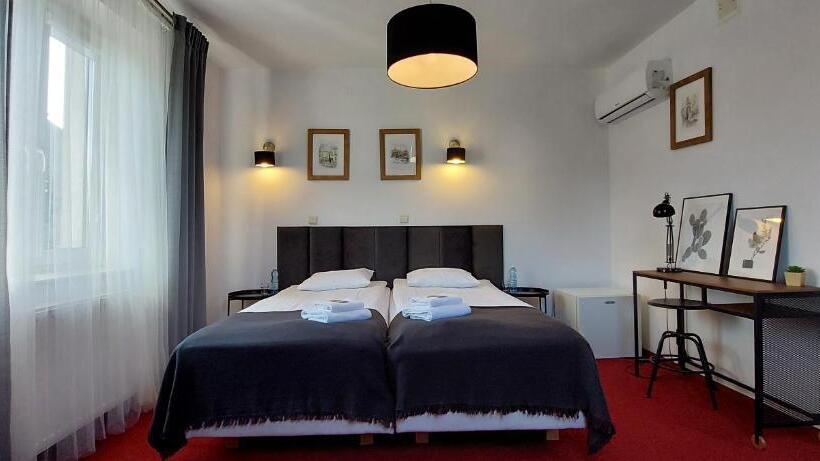 ホテル Sandomiria