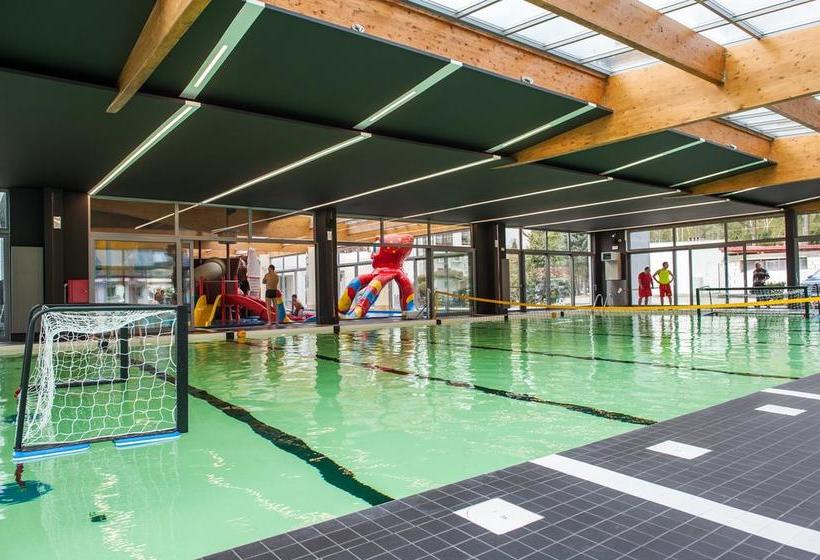 Отель Sandra Spa Pogorzelica & Aquapark