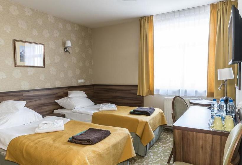 Отель Zdrojowy Sanus