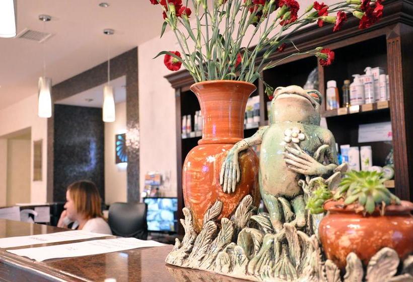 Отель Zdrojowy Sanus