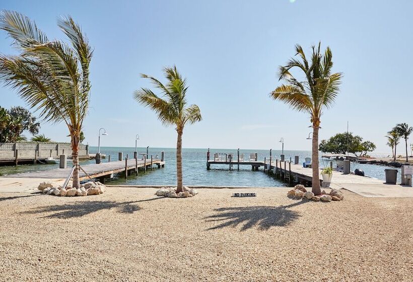 فندق Seascape Resort & Marina