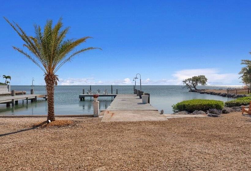 فندق Seascape Resort & Marina