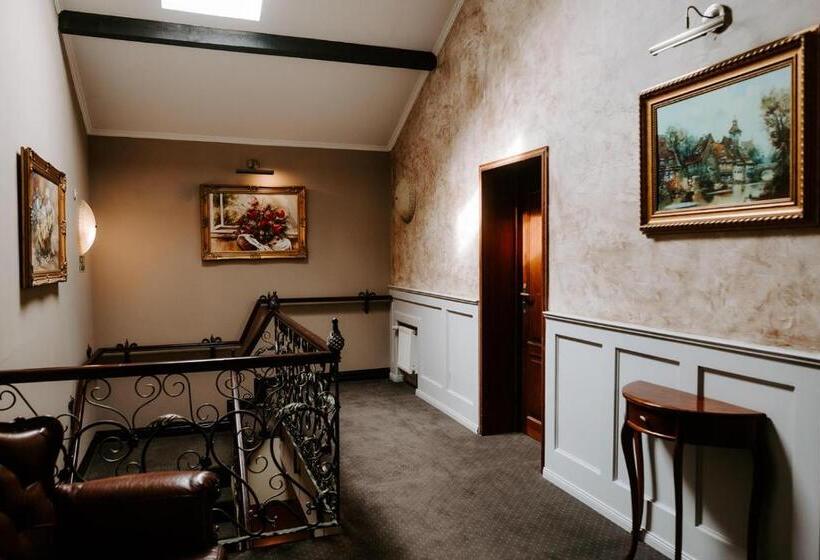 בית מלון כפרי Senator