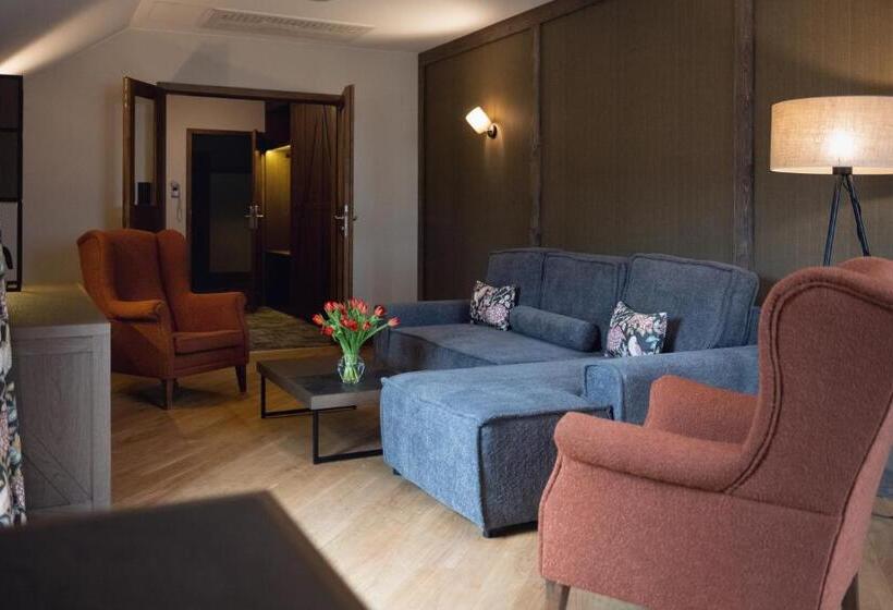 בית מלון כפרי Sielanka Nad Pilicą