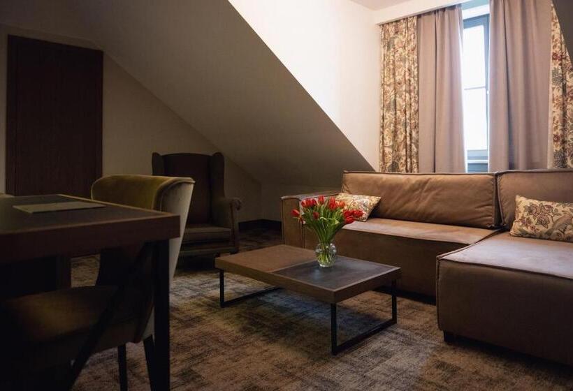 בית מלון כפרי Sielanka Nad Pilicą