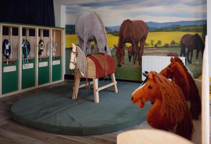 בית מלון כפרי Sielanka Nad Pilicą