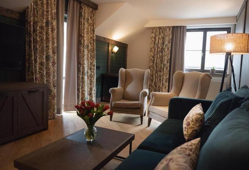 בית מלון כפרי Sielanka Nad Pilicą