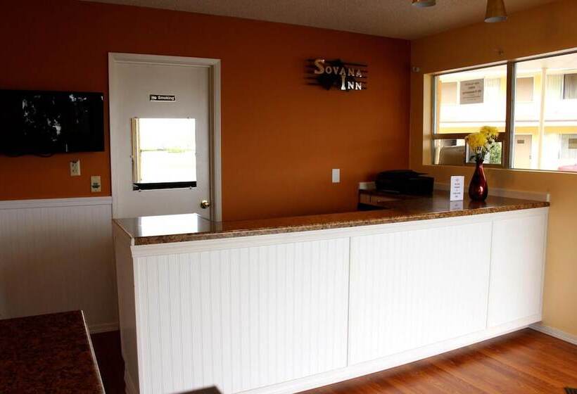 Отель Sovana Inn