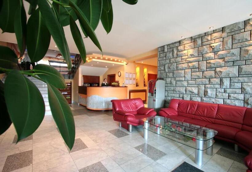 هتل Spa Budowlani