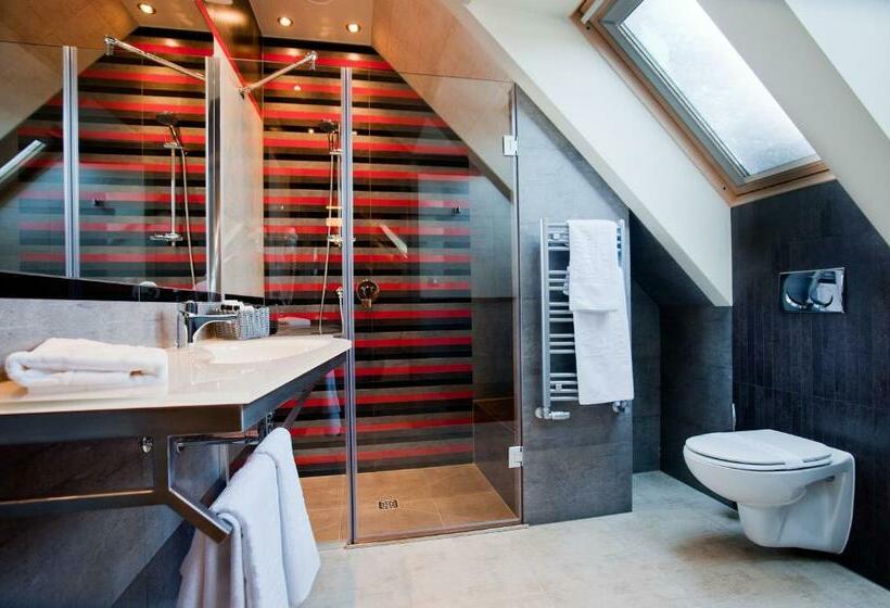 ホテル & Spa Czarny Groń