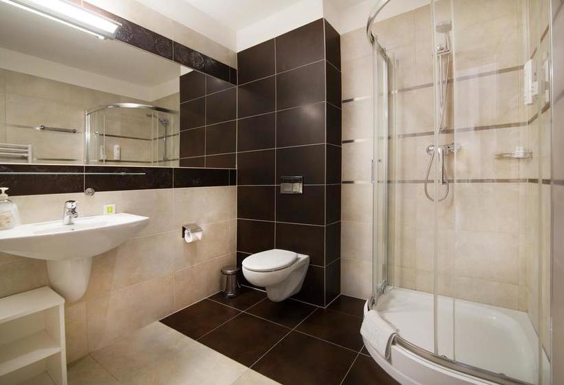 בית מלון כפרי Spalka