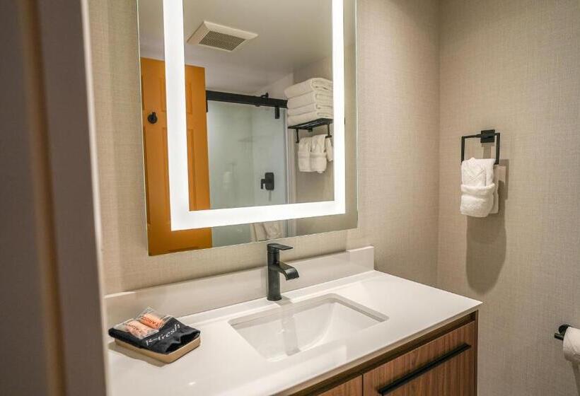 בית מלון כפרי Spray Beach