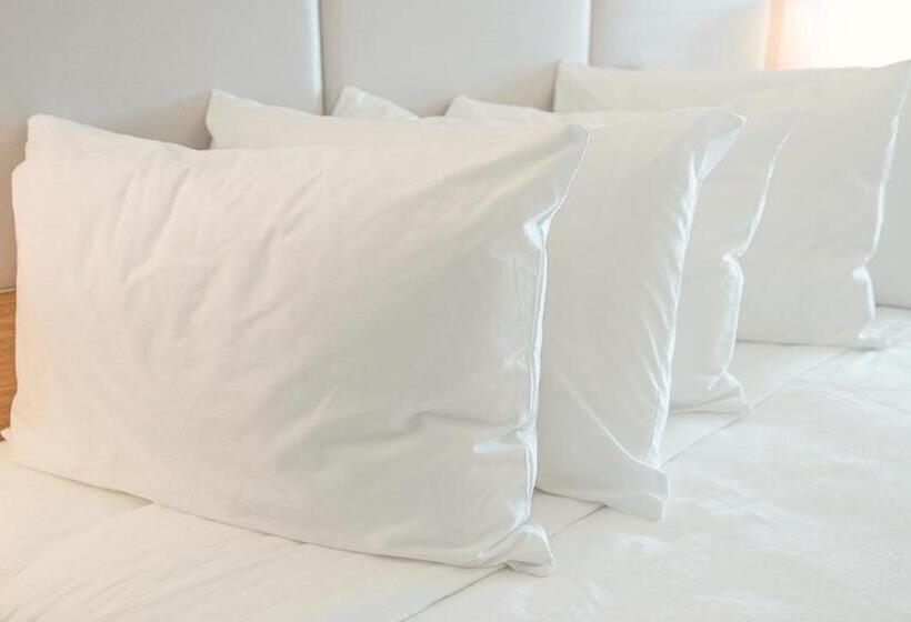 בית מלון כפרי Spray Beach