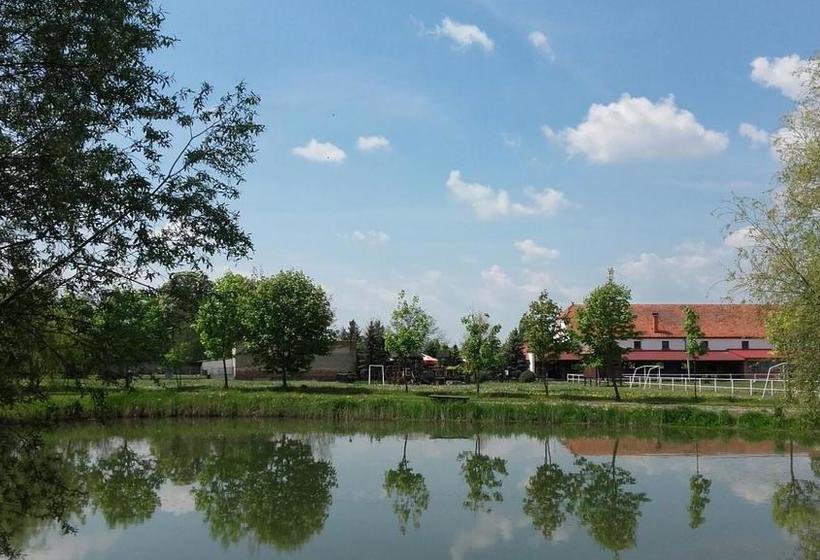 בית מלון כפרי Stara Stajnia