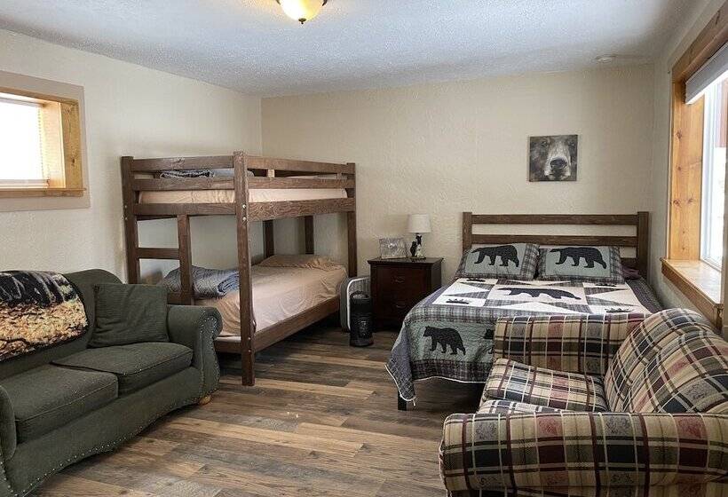 فندق Stoney River Lodge